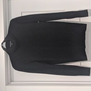 Cable and gauge women's long sleeve black turtleneck blouse